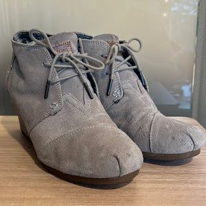 TOMS suede ankle boot wedges